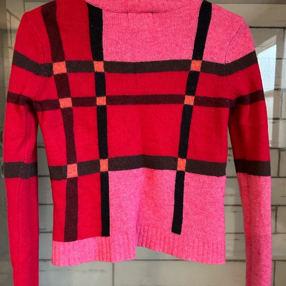 Lilly Pulitzer - Picture 2 of 3